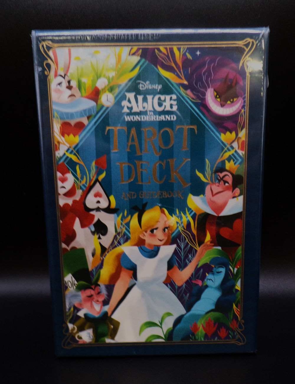 https://realivemetaphysical.com/wp-content/uploads/2022/10/Disney-Alice-in-Wonderland-Tarot-sz.jpg